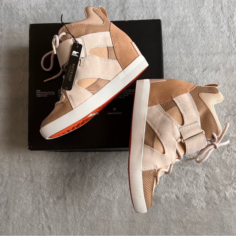 Sorel Out N About Sport Wedge Bootie Sneaker Boot Nova Sand Canoe Sz 9